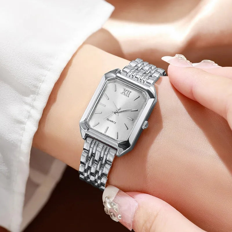 Coffret Cadeau Élégant - Montre Femme Rectangulaire Strass et Bijoux Assortis (5 Pièces)